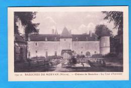 CPA -Bazoches Du Morvan - Château De Bazoches- La Cour D'honneur-Canton De Lormes- 58 Nièvre - Bazoches