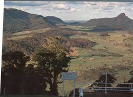 (118) Australia - QLD - Carr's Lookout - Outback