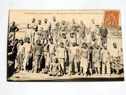 Carte Postale Ancienne : Nouvelle Calédonie : Indigènes Des Iles Maré Et Lifou , Avec Timbre - Neukaledonien