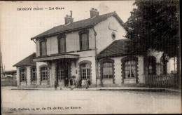 BONDY / LA GARE ( VUE EXTERIEURE ) - Bondy