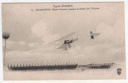 Delcampe - + CPA LYON AVIATION, LEGAGNEUX, BIPLAN SOMMER PASSANT AU DESSUS DES TRIBUNES, AVION, AVIATEUR + - Flieger