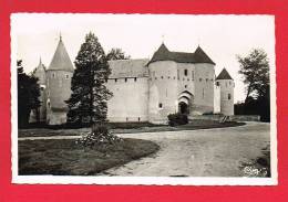 AINAY-LE-VIEIL ( Cher )  Le Château - Ainay-le-Vieil