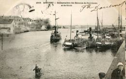 CPA 29 LORIENT EMBARCADÈRE DES BATEAUX DE PORT LOUIS ET DE GROIX 1902 - Lorient