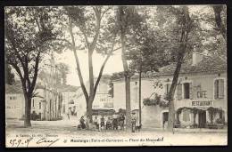 CPA ANCIENNE- FRANCE- MONTAIGU (82)- PLACE DU MERCADIEL EN ÉTÉ AVEC ANIMATION-  CHASSEURS-  CHIENS- CAFÉ-RESTAURANT - Montaigu De Quercy