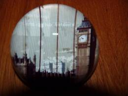 Presse Papier , Londres Avec Big Ben - Paper-weights