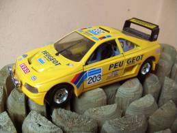 BURAGO  - PEUGEOT 405 TURBO 16 RALLY   NO BOITE  Scala 1/24 - Burago