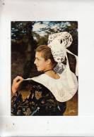 BT6822 Jeune Fille En Costumes De Bannalec Folklore    2 Scans - Bannalec