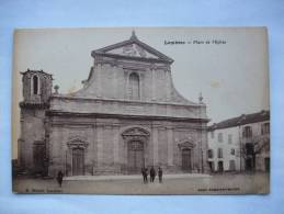 Ma Réf: 66-12-5.              LAMBESC     Place De L'Eglise.    ( Légèrement Brunâtre ). - Lambesc