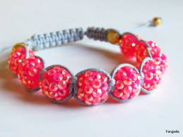 Bracelet Shamballa Rose Doré Sur Coton Ciré Gris  Bracelet Shamballa Rose Doré Sur Coton Ciré Gris  Les Perles Font Envi - Bracelets