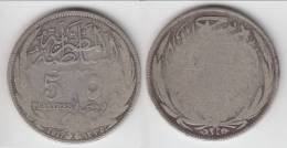 **** EGYPTE - EGYPT - 5 PIASTRES 1917 H (1335) - ARGENT - SILVER **** EN ACHAT IMMEDIAT !!! - Egypte