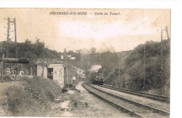 Train . Sortie Du Tunnel . - Bonnieres Sur Seine