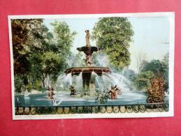 - Georgia > Albany Fountain In Forsyth Park Detroit PUB.---not Mailed Ref 909 - Savannah