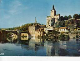 86 - Montmorillon - Vallée De La Gartempe. Le Vieux Pont Et Notre-Dame - Montmorillon