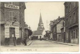 Carte Postale Ancienne Duclair - La Rue De L'Eglise - Café, Bureau De Tabac - Duclair