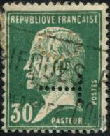 Pays : 189,03 (France : 3e République)  Yvert Et Tellier N° :  174 (o) Perforé T C - Used Stamps