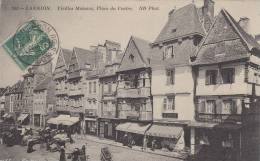 ¤¤   283   - LANNION -   Vieilles Maisons , Place Du Centre     ¤¤ - Lannion