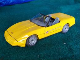 MAISTO - CHEVROLET CORVETTE  SPIDER   Scala 1/24 - Maisto