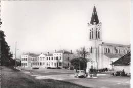 Villie Morgon (rhone ) L Eglise Et  Le Groupe Scolaire  Cpsm Grand Format - Villie Morgon