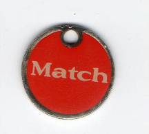 Jeton De Caddie  Argenté   MATCH  Fond  Rouge  Verso  VARTA - Trolley Token/Shopping Trolley Chip