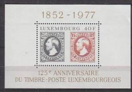 B2722 - LUXEMBOURG BF Yv N°10 ** - Blokken & Velletjes