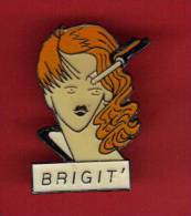 28100-pin's Brigit - Coiffeur - Neuilly-sur-seine . .pin Up - Pin-Ups