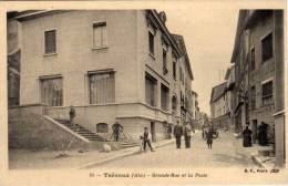 Delcampe - TREVOUX - Grande Rue Et A Poste - Facteur    (55010) - Trévoux