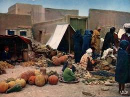 (200) Maroc - Morocco - Traditional Vegetable Market - Pumpkins Sellers  - Marchand De Citrouille - Mercados