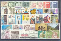 Lot A Le Faciale! Europa. Espagne (20) Series Completes Sans Charniere Xx - Colecciones