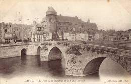 Le Pont De La Mayenne Et Le Vieux Chateau - Laval