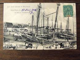 Carte Postale Ancienne : SAINT-PIERRE ET MIQUELON : Le Quai Du Commerce , Voiliers En Bois , Charettes, ... , Timbre - Saint-Pierre-et-Miquelon