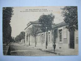 Ma Réf: 66-8-14.               MALAKOFF-LA-TOUR               Rue Gambetta Et Dispensaire Marie-Thérèse. - Malakoff