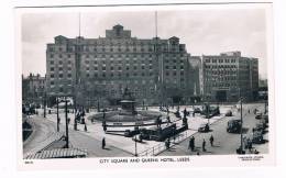 UK1628 : LEEDS : City Square And Queekns Hotel - Leeds