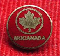 SKIING / SKI - CANADA  Federation - Enamel Badge / Pin / Broch - Sport Invernali