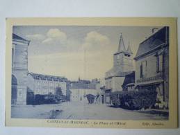 CASTELNAU-MAGNOAC  (Hautes-Pyrénées) :  La  PLACE  Et  L'HÔTEL - Castelnau Magnoac