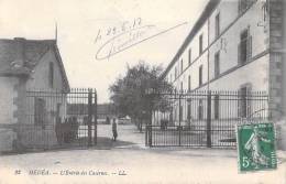 Afrique-Algérie MEDEA - L´Entrée Des Casernes  (Editions: LL N°22 -année 1912)  *PRIX FIXE - Médéa