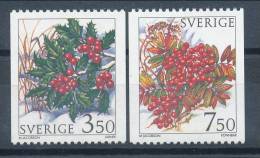 Sweden 1996 Facit # 1945 And 1948. Winter Berries MNH (**) - Unused Stamps