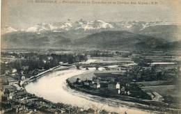 CPA-(38) - La TRONCHE - Vue D'ensemble Sur La Tronche Et La Chaîne Des Alpes - Tullins