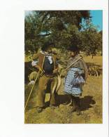 Delcampe - Portugal Cor 23618 - COSTUMES ALENTEJO - PASTOER E CEIFEIRA - Beja
