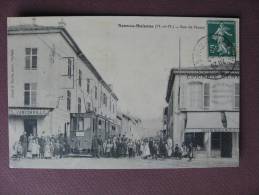 CPA 54 NEUVES MAISONS Rue De Nancy 1913 TOP ANIMATION TRAMWAY Ligne Pont Saint Vincent METIERS CHEMINOTS COMMERCES - Neuves Maisons