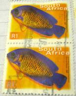 South Africa 2000 Fish Carol Beauty 1r X2 - Used - Used Stamps