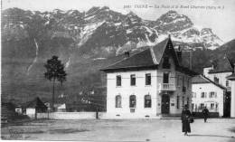 73 Ugine La Poste Et Le Mont Charvin Animée - Ugine