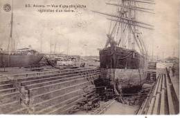 BATEAUX.ANVERS.REPARATION D'UN NAVIRE.VOILIER. - Tugboats