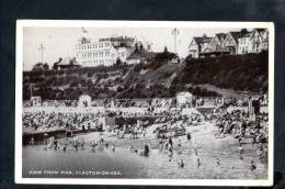 F347 View From Pier, Clacton On Sea - Animata - V. 1952 - Old Mini Card - Clacton On Sea