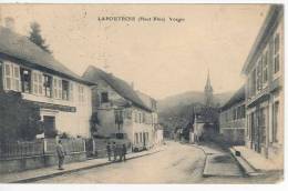 CPA 68 - LAPOUTROIE (rue...) - Lapoutroie