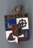 Ecusson Métal / Avec Anneau/Bronze Cloisonné émaillé /Armoiries De L´ALSACE/ Vers 1930        D332 - Andere & Zonder Classificatie