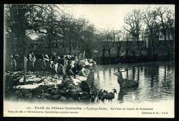 02 - VILLERS COTTERETS - Équipage Menier - Bat L'eau Au Lavoir De Boursonne - Villers Cotterets