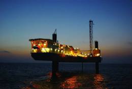 (N51-092  )   Petroleum Offshore Platform Oil Well Pumpjack Pump Offshore Drilling - Petrolio
