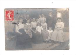 CPA Carte Photo - 27 - Louviers Pinterville - 1908 - Famille Hommes Femmes Enfants Cheval à Roulettes Jouet - Pinterville
