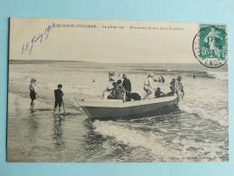 LES SABLES D'OLONNE - La Pleine Mer, Distraction De Nos Petits Baigneurs. - Sables D'Olonne