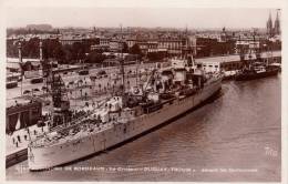 1940?, PORT AUTONOME DE BORDEAUX, Le Croi`seur  "DUGUAY - TROUIN" Devant Les Quinconces - Warships